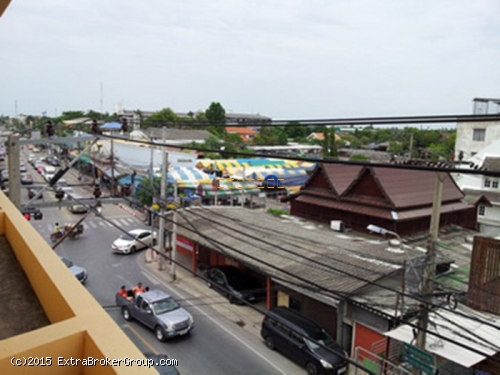 หนองแขม เพชรเกษม81 แยกขายได้ สภาพดี-ใหม่ พร้อมดำเนินการได้ทันที 