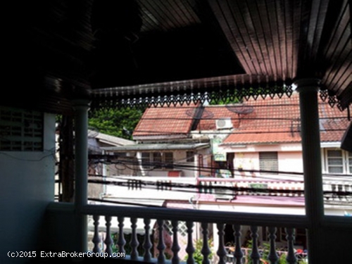 ขายทาวน์เฮาส์ 2 ชั้น เนื้อที่ 17.5 ตรว. ม.เศรษฐกิจ ซ.35 เพชรเกษม  กรุงเทพฯ 