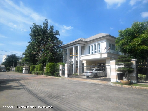 บ้านเดี่ยว โครงการบางกอกบูเลอวาร์ด ราชพฤกษ์ 147.8 ตรว. ติดถนนใหญ่ สังคมมีระดับ 