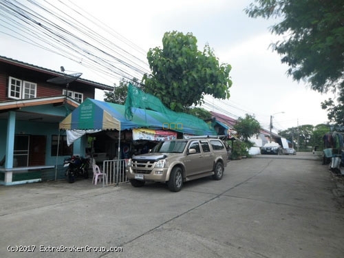 บ้านชั้นเดียว เนื้อที่ 42 ตรว. 3นอน2น้ำ บางบอน3 หลังติดคลอง อากาศดี 