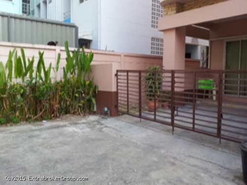 ทาวน์โฮม 3 ชั้น เดอะเนเจอร์ซิตี้ ซ.เพชรเกษม 69 เนื้อที่ 31.2 ตรว. หลังริม เหมาะทำoffice -อยู่อาศัย 