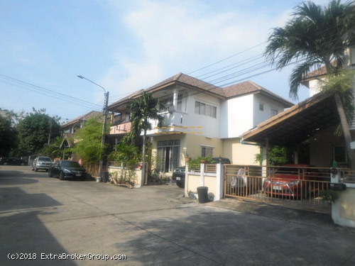 ขายบ้าน 2ชั้น เนื้อที่ 39 ตรว ม.ณิชากร เพรเกษม63 (วัดม่วง) ใกล้เดอะมอลล์-ตลาดบางแค 