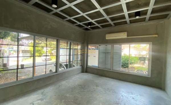 ให้เช่าอาคารสำนักงาน 100ตรว. บรมราชชนนี  สไตล์ลอฟท์โมเดิรน์ จอดรถ6คัน 