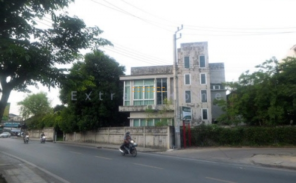 ให้เช่า ตึกเดี่ยว 3ชั้น ทำสำนักงาน 100ตรว. ปิ่นเกล้า บรมราชชนนี 