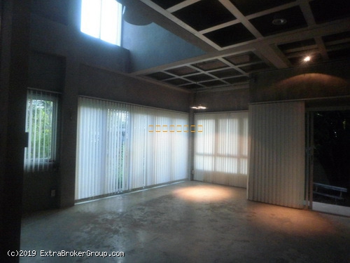 ให้เช่าอาคารสำนักงาน 100ตรว.บรมราชชนนี  สไตล์ลอฟท์โมเดิรน์ จอดรถ6คัน 