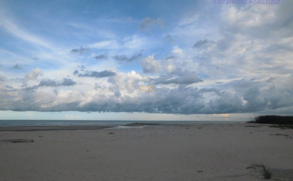 ขายที่ดินเปล่าใกล้ทะเล เนื้อที่ 590ตรว.เหมาะทำสร้างพักตากอากาศ หาดปึกเตียน
