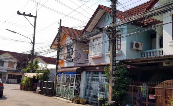 ขายทาวน์เฮาส์ 2 ชั้น 16 ตร.ว. หมู่บ้านวังทองธานี ซอยพหลโยธิน 70 ถนนพหลโยธิน