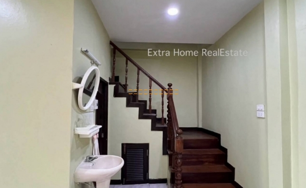 บ้าน 2ชั้น ม.สราญวงศ์ ลาดกระบัง 21 ตรว. รีโนเวทใหม่ 