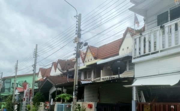 ทาวน์เฮาส์ 2ชั้น รีเจนซี่ บางบัวทอง 16ตรว. ใกล้รถไฟฟ้า