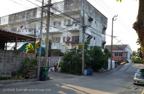 ที่ดินเปล่า เนื้อที่ 207 ตรว. พระราม2  ซ.39 (บางมด) ถมแล้ว   เหมาะปลูกบ้าน สร้างoffice 