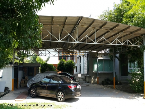 ให้เช่า บ้าน +ที่ดินเปล่า ทำเลดี 100ตรว. ถ.ชัยพฤกษ์ ปิ่นเกล้า เหมาะทำ office +ทำการค้าได้ ติดถนนเมน 