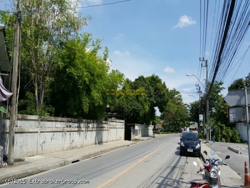 ให้เช่า บ้าน +ที่ดินเปล่า ทำเลดี 100ตรว. ถ.ชัยพฤกษ์ ปิ่นเกล้า เหมาะทำ office +ทำการค้าได้ ติดถนนเมน 