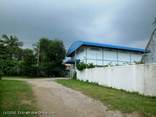 โรงงาน/โกดัง เนื้อที่ 1ไร่ 2 ชั้น พร้อมบ้านพัก  ทำงานต่อได้ทันที พร้อมใช้งาน 